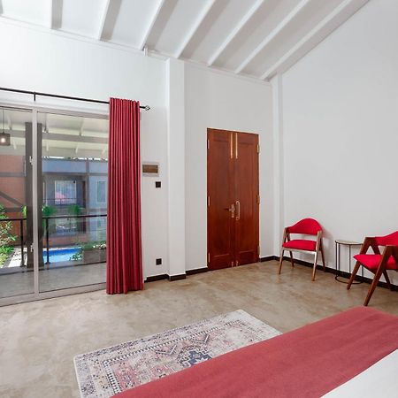 Hasthri Boutique Red Chalet In Ahangama With Pool Near Beach Dış mekan fotoğraf